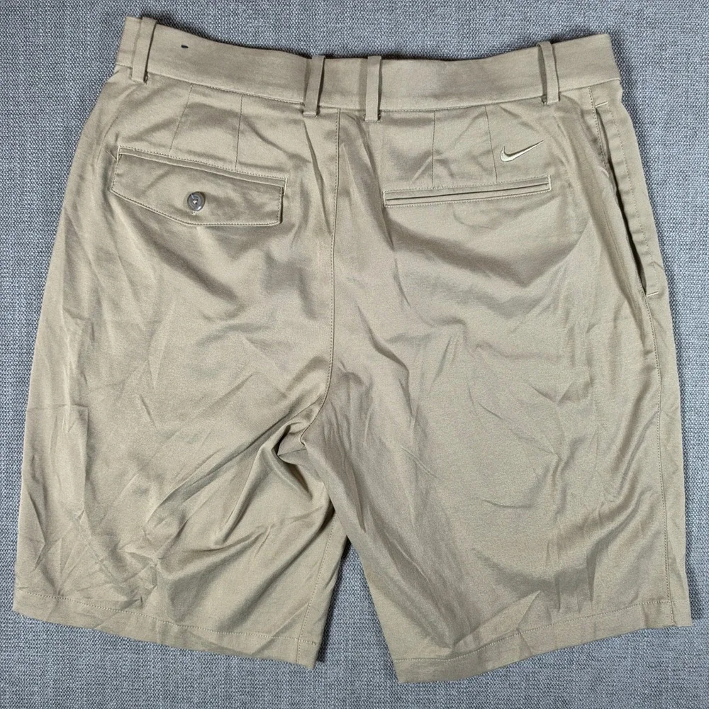 Nike Golf Victory Shorts Mens 32/10 Tan Stretch Dri-FIT Standard Fit AJ5493-247